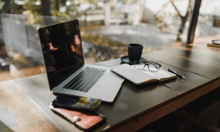 Keeping Up Your Momentum as a Female Entrepreneur Working Remotely